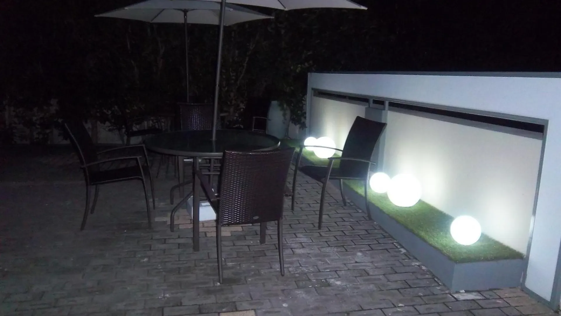 Milos Apartments Afytos