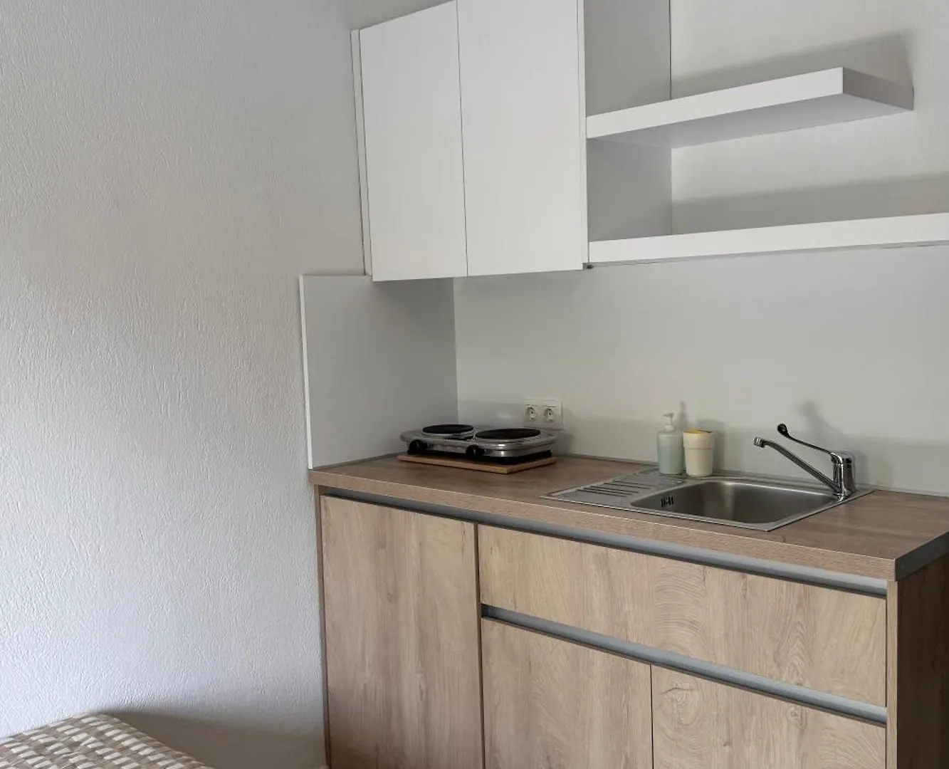 Milos Apartments Afytos